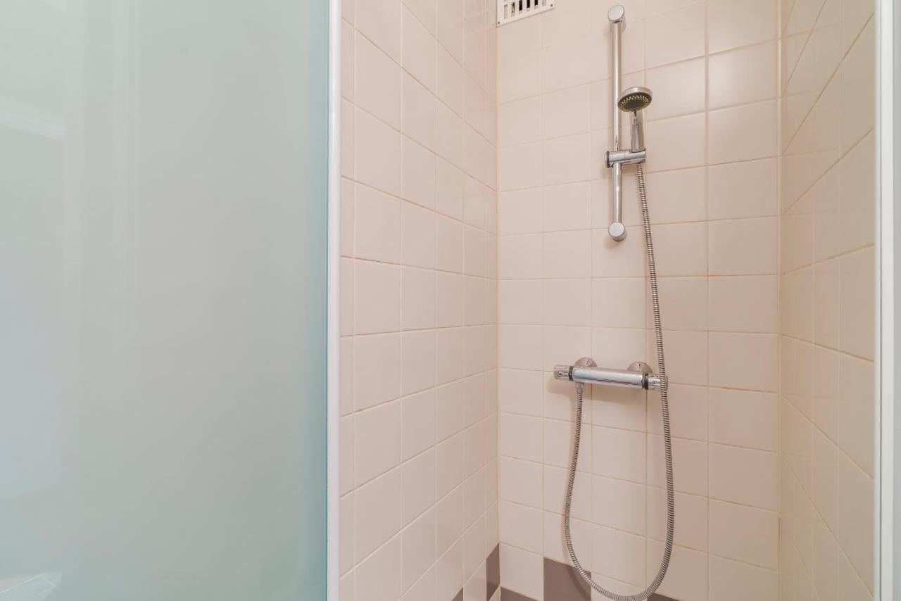 Zonnig Familie App Op Zeedijk Met Zeezicht Voor 6P Apartment Oostende Ngoại thất bức ảnh