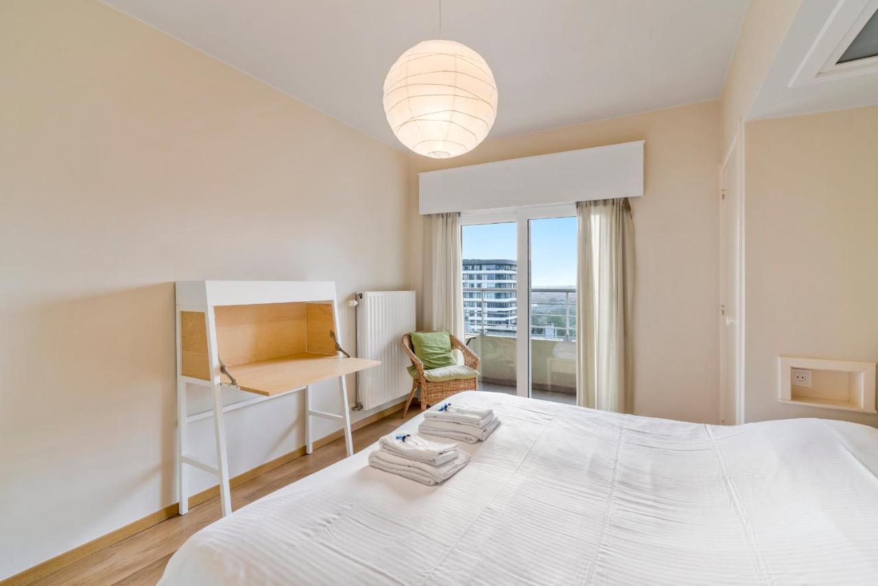 Zonnig Familie App Op Zeedijk Met Zeezicht Voor 6P Apartment Oostende Ngoại thất bức ảnh